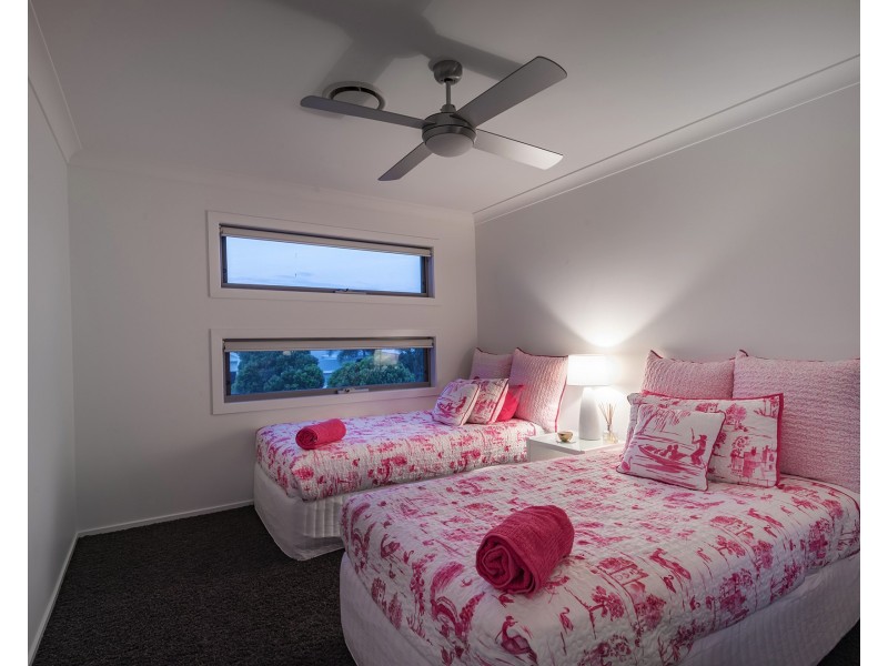 36 Anchorage Cct, Twin Waters QLD 4564