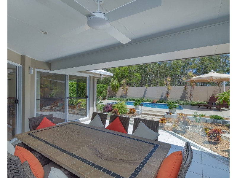 6 Peatling Lane, Twin Waters QLD 4564