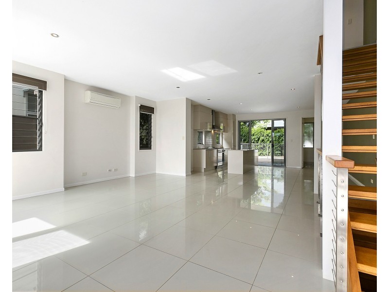 1/26 Orealla Cres, Sunrise Beach QLD 4567