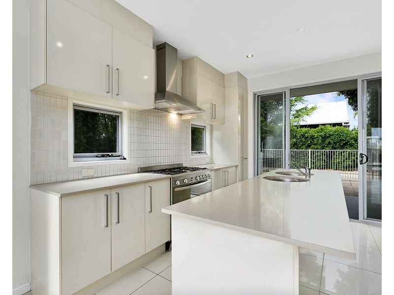 1/26 Orealla Cres, Sunrise Beach QLD 4567