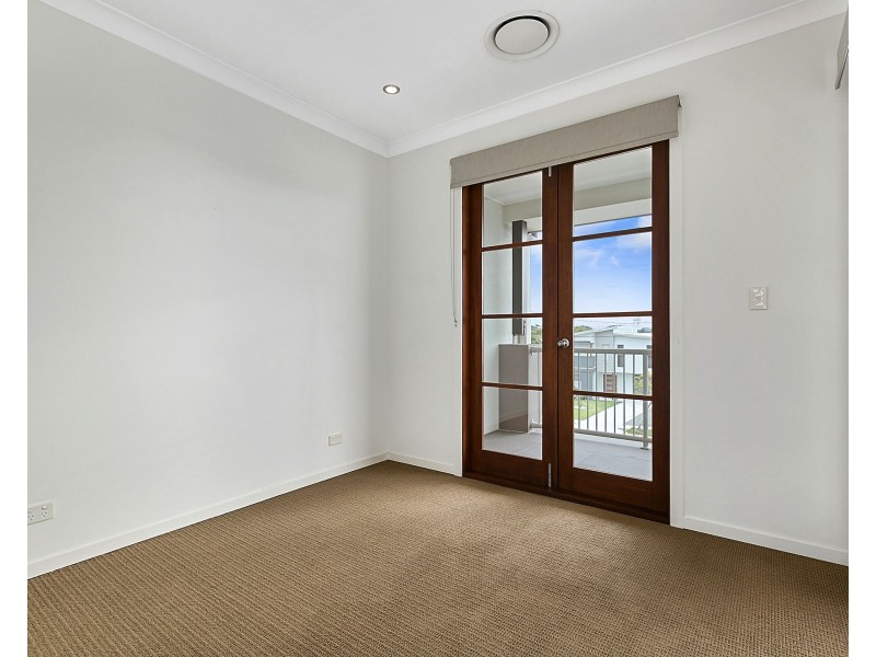 1/26 Orealla Cres, Sunrise Beach QLD 4567