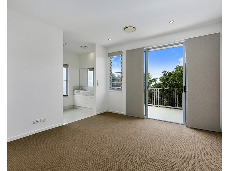 1/26 Orealla Cres, Sunrise Beach QLD 4567