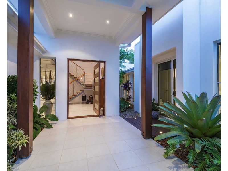 12 Oceanic Ct, Twin Waters QLD 4564