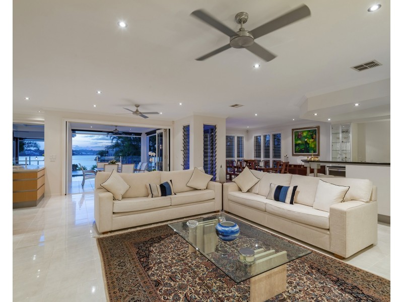 12 Oceanic Ct, Twin Waters QLD 4564