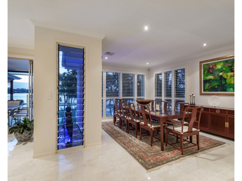 12 Oceanic Ct, Twin Waters QLD 4564