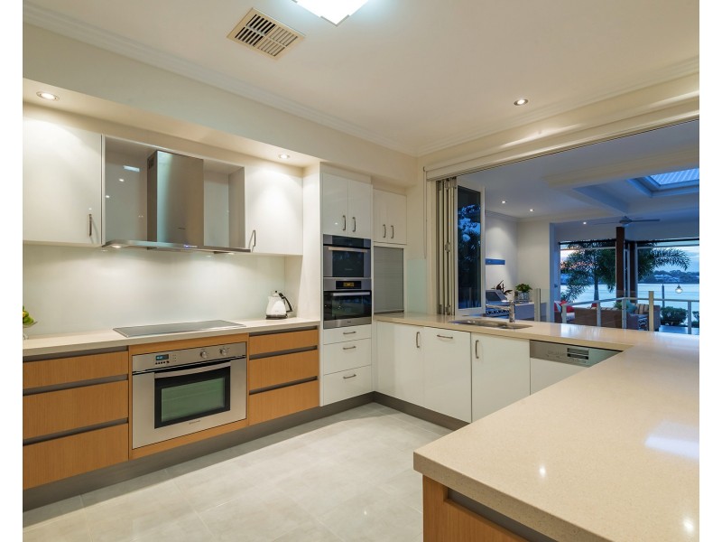 12 Oceanic Ct, Twin Waters QLD 4564
