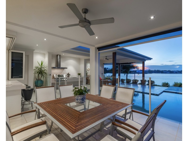 12 Oceanic Ct, Twin Waters QLD 4564