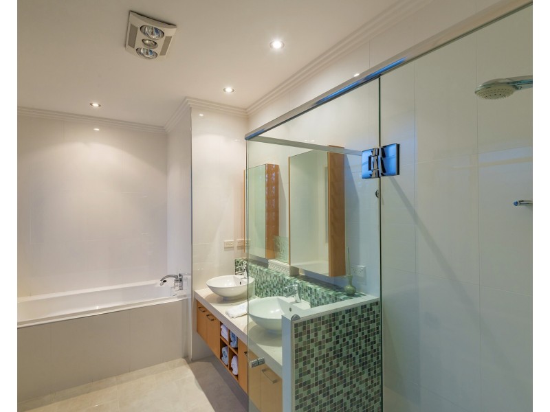 12 Oceanic Ct, Twin Waters QLD 4564