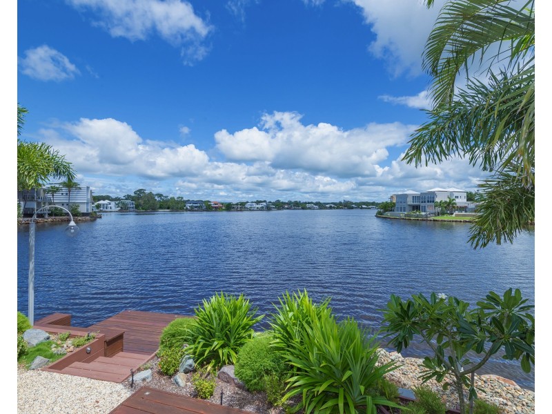 12 Oceanic Ct, Twin Waters QLD 4564