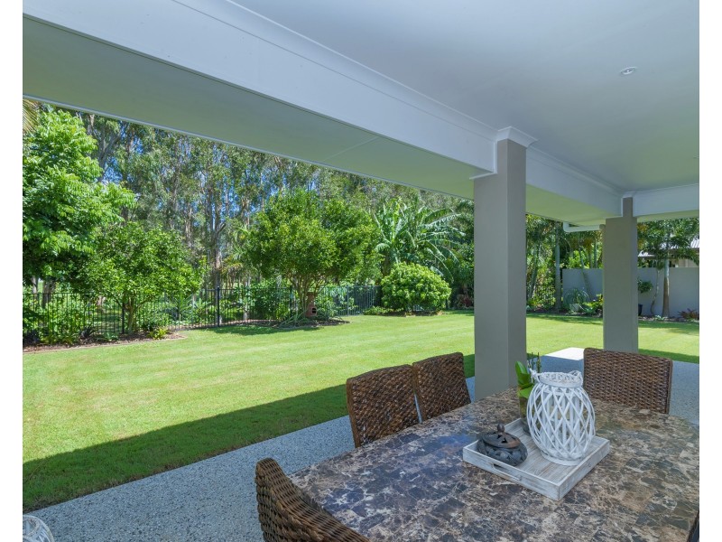 22 Hetherington Dr, Twin Waters QLD 4564