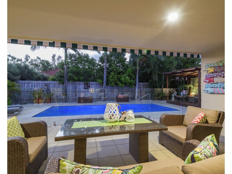 21 Baker-finch Pl, Twin Waters QLD 4564