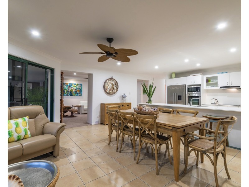 21 Baker-finch Pl, Twin Waters QLD 4564