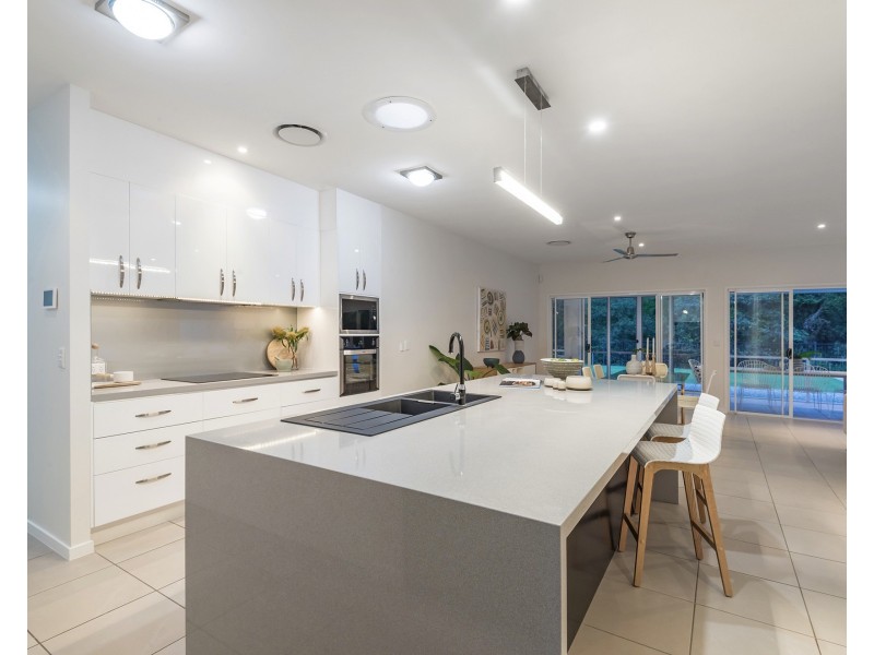 21 Hetherington Dr, Twin Waters QLD 4564