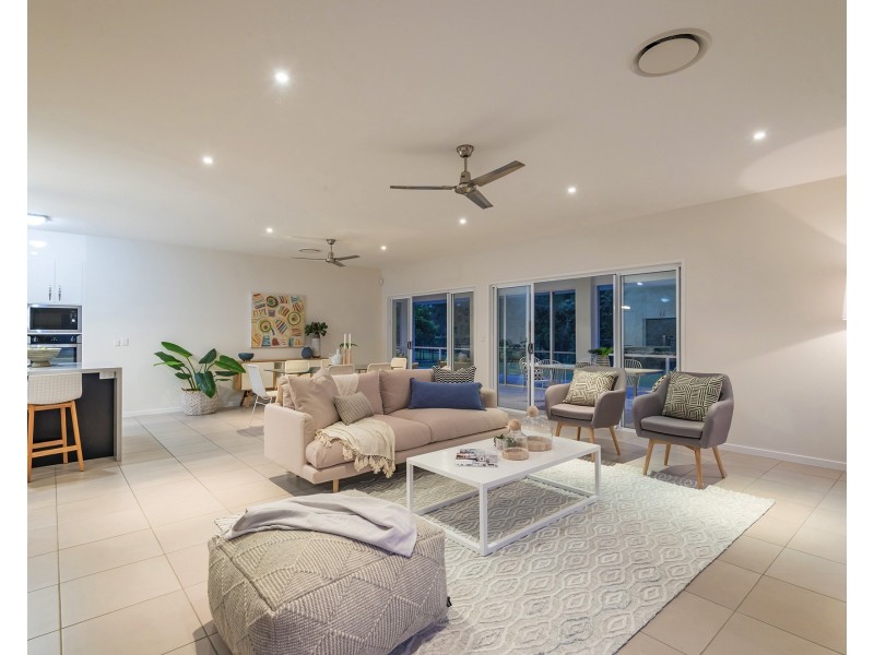 21 Hetherington Dr, Twin Waters QLD 4564