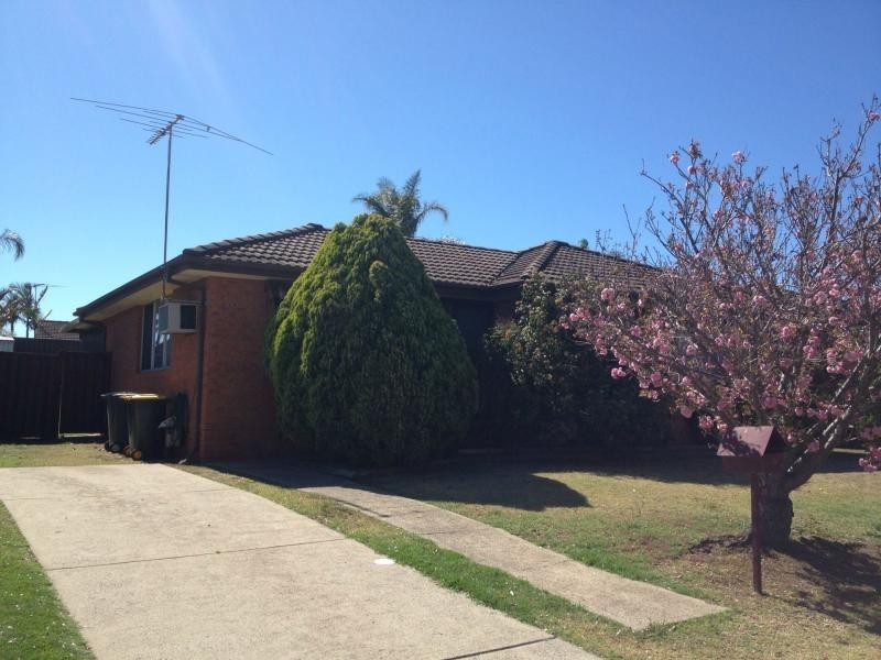 Ambarvale NSW 2560