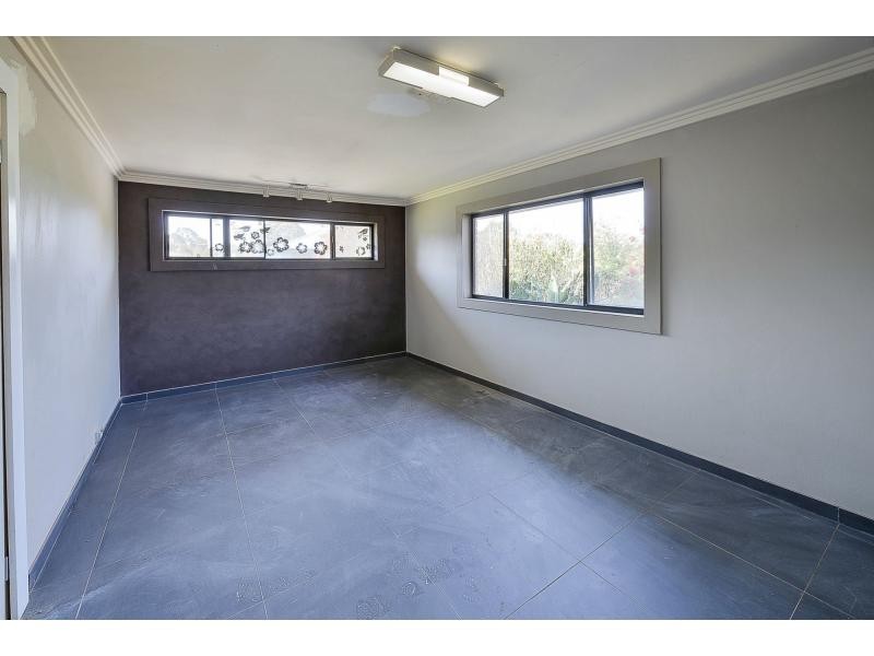 28 Poplar Crescent, Bradbury NSW 2560