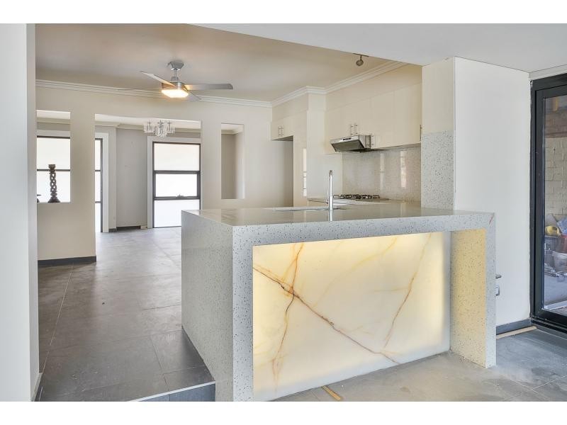28 Poplar Crescent, Bradbury NSW 2560