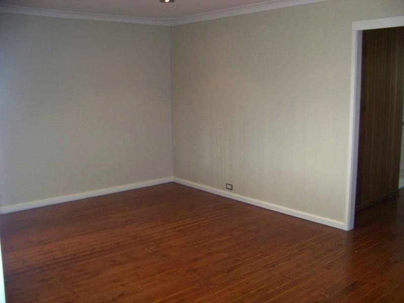 7 Darwin Street, Campbelltown NSW 2560