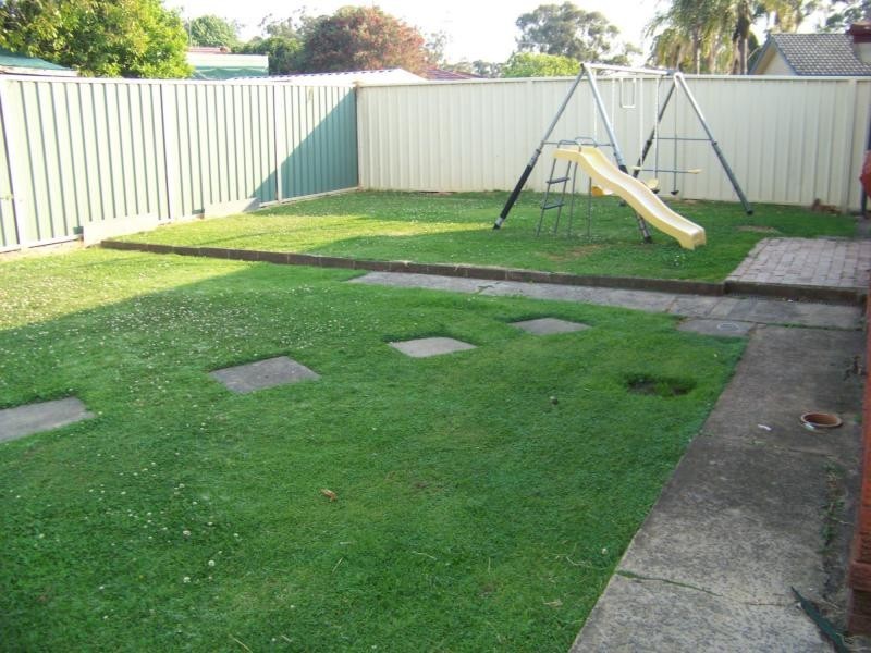 7 Darwin Street, Campbelltown NSW 2560