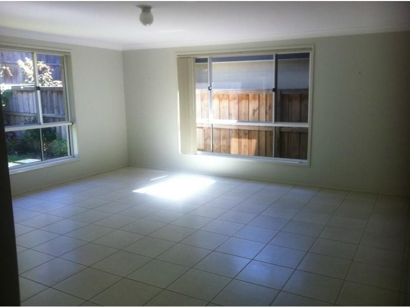 7 Hampstead Road, Campbelltown NSW 2560