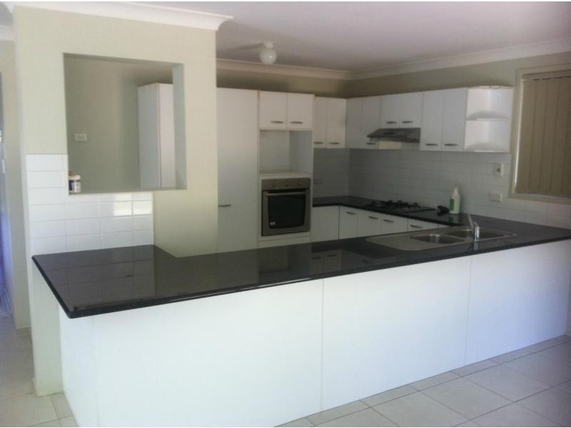 7 Hampstead Road, Campbelltown NSW 2560