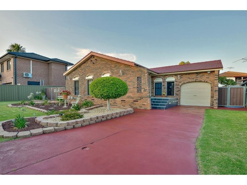 57 Oliveri Crescent, Green Valley NSW 2168