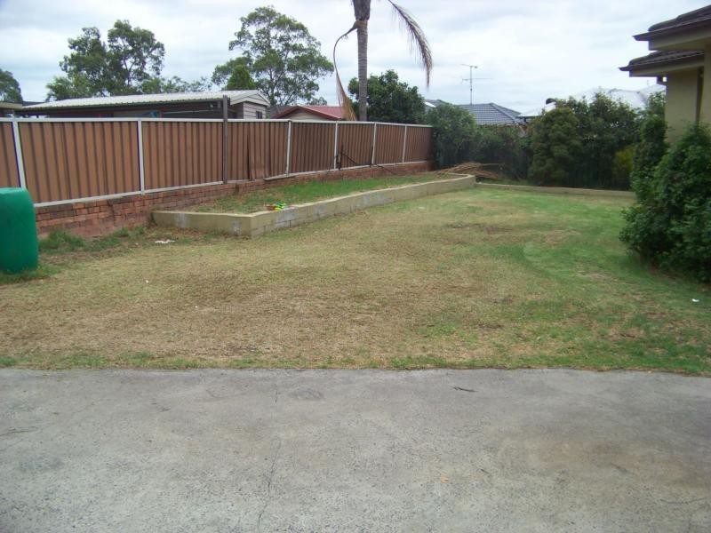 17 Cunningham Street, Camden South NSW 2570