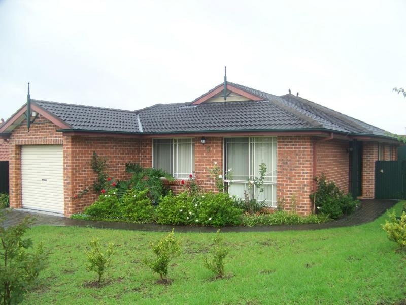5 Topper Place, Englorie Park NSW 2560