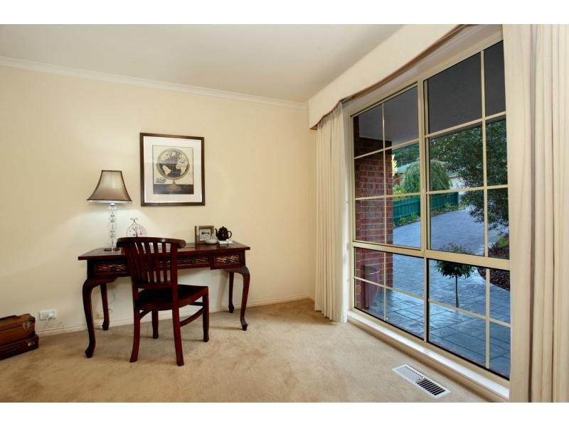 Chirnside Park VIC 3116