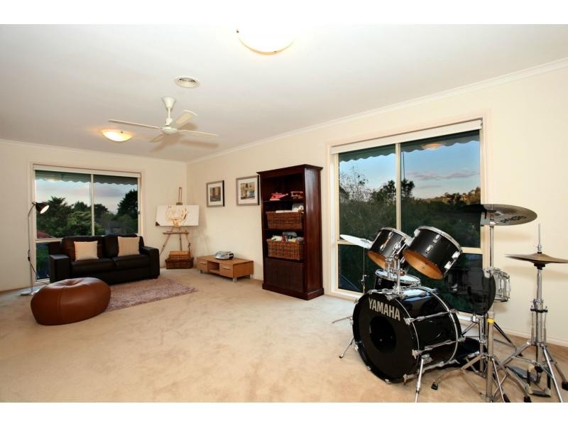 Chirnside Park VIC 3116