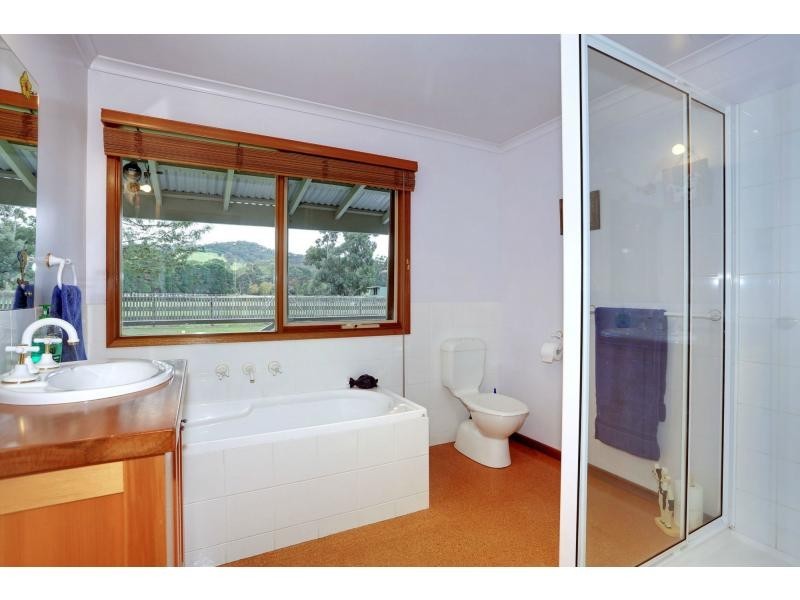 1866 Melba Highway, Dixons Creek VIC 3775