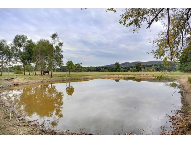 1866 Melba Highway, Dixons Creek VIC 3775