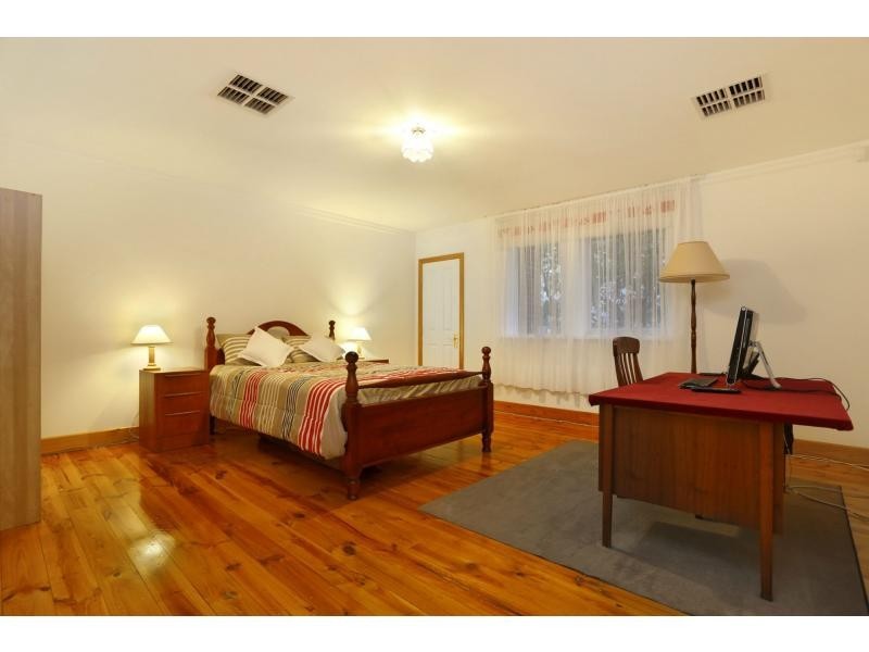 Chirnside Park VIC 3116