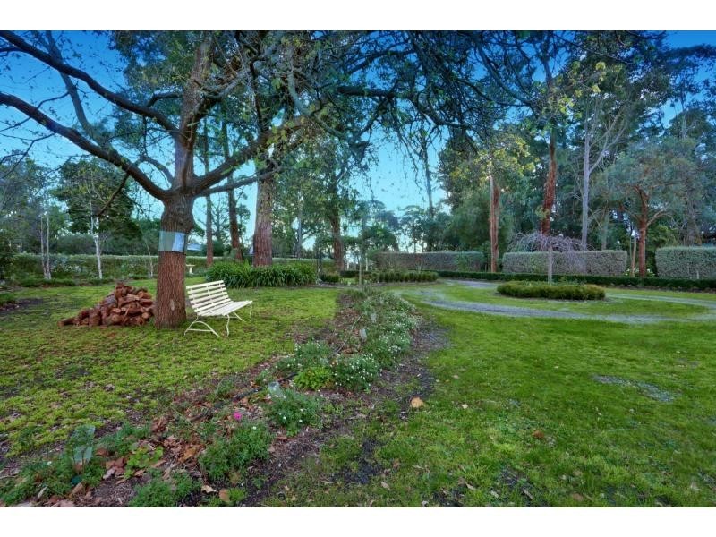 5 Lockwood Road, Belgrave Heights VIC 3160