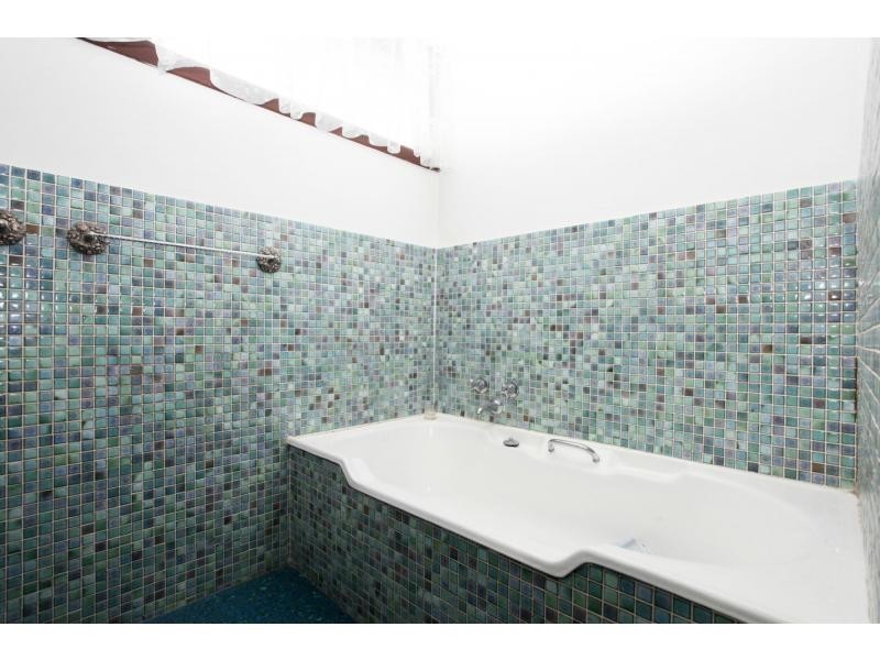 8 Fairway Road, Doncaster VIC 3108