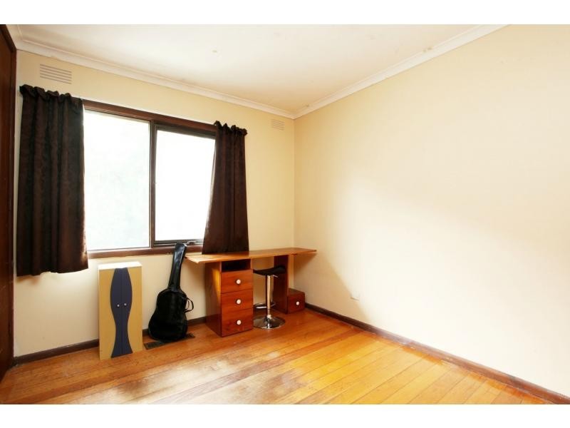 8 Fairway Road, Doncaster VIC 3108