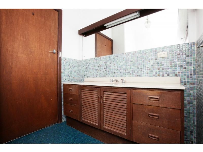 8 Fairway Road, Doncaster VIC 3108