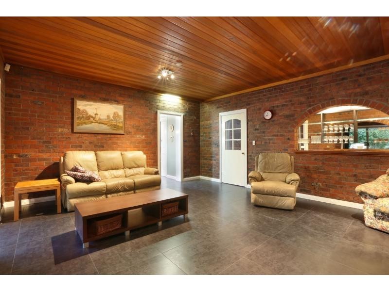 83 Farnham Road, Healesville VIC 3777