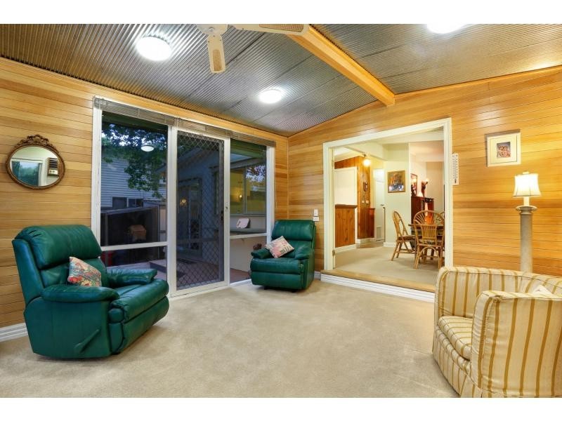 39 Symons Street, Healesville VIC 3777