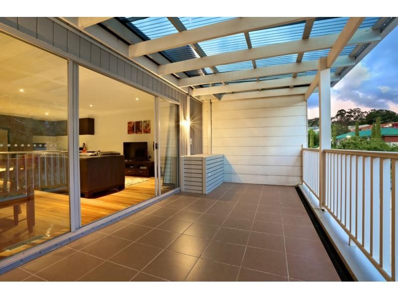 5 Themeda Place ( Come In Off Leigh Close), Lilydale VIC 3140