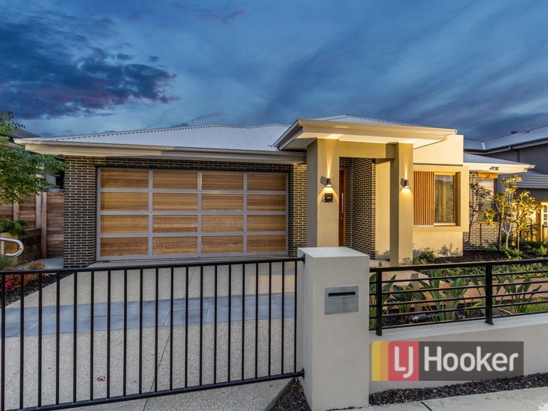 30 Grandvue Boulevard, Pakenham VIC 3810