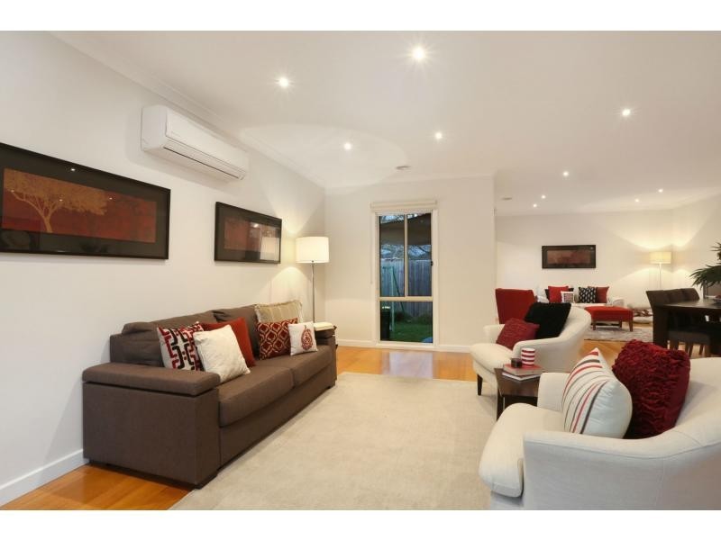 2/30 Tennyson Avenue, Clayton South VIC 3169