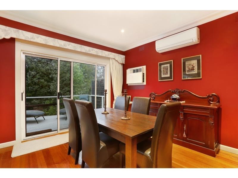 10 Wicklow Avenue, Croydon VIC 3136