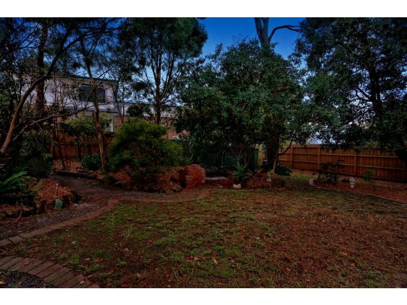 10 Wicklow Avenue, Croydon VIC 3136