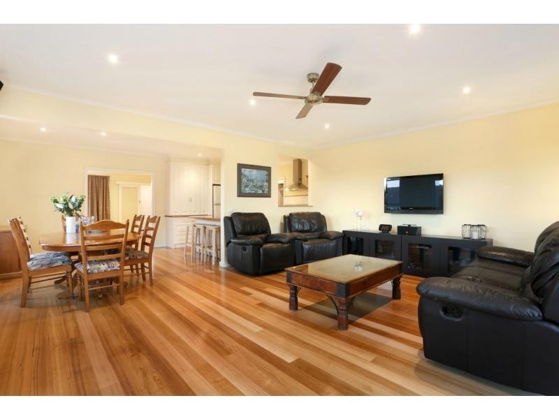 3 Graeme Avenue, Ringwood North VIC 3134