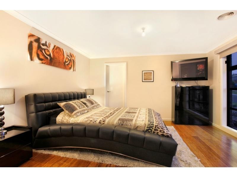 27 Windermere Boulevard, Pakenham VIC 3810