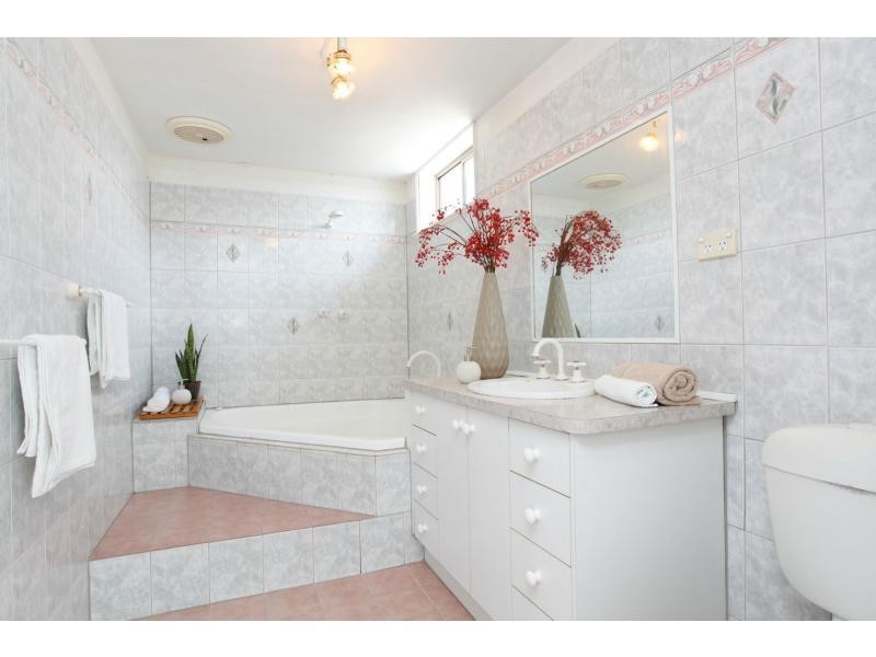 2/269 Nepean Hwy, Edithvale VIC 3196