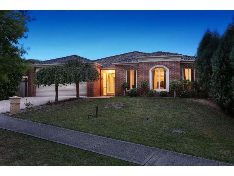 35 Regency Rise, Chirnside Park VIC 3116
