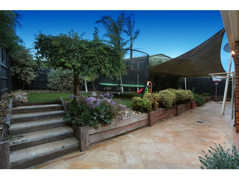 35 Regency Rise, Chirnside Park VIC 3116