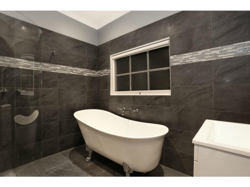 1/100 Mount View Parade, Croydon VIC 3136